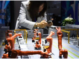 工信部：2022年将推动延续阶段性惠企政策，培育一批进军元宇宙等新兴领域的创新型中小企业