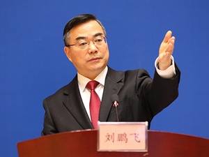 从厂门到家门、从校园到家门……交通运输部答每经问：春运期间为务工人员等提供“点对点”包车服务