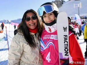 3年时间完成4年课程，“学霸”谷爱凌有多自律：工作日上课考试，周末训练，每天睡10小时，坚持写日记
