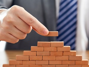 理财保险成香饽饽，复利可达3.5%！但有个“坑”要注意，可能亏50%本金│资管新规满月调查②