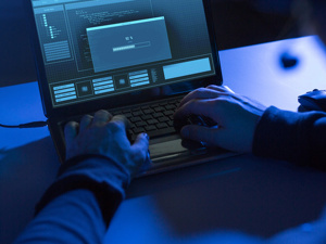 投简历、登录求职网站、看视频被公司监控？这套“神奇系统”引热议，背后公司回应...