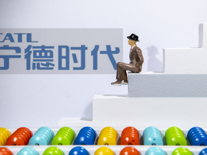 宁德时代会到美国建厂吗？公司未来发展最大挑战是什么？董事长曾毓群这样说……