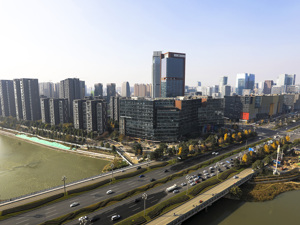 2021年成都新增新能源汽车超10万辆 增量居全国第六