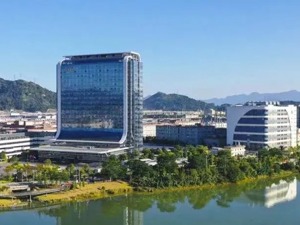 GDP百强城市最大赢家，是它
