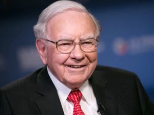 股神YYDS！手握9000多亿现金没投，巴菲特去年豪赚超5600亿元，同比翻倍！15大重仓股曝光，加仓日企...