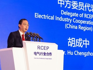 专访全国人大代表、德力西集团董事局主席胡成中：支持温州金改“试验区”升级为“示范区”，解决芯片“卡脖子”要发挥民企优势