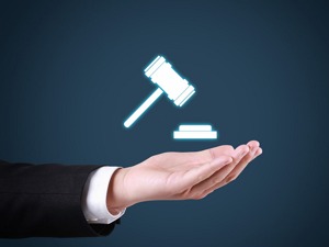 华西能源实控人近八成持股被冻结背后：卷入合作方借贷纠纷 其弟疑为对方董事