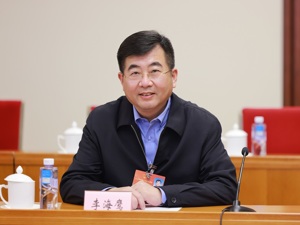 专访全国人大代表、川航集团董事长李海鹰：经济效益不是定义支线航线成功与否的唯一标准