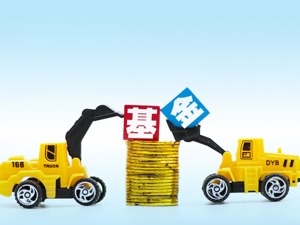 Z世代“投基”画像初显：三成是新基民，更自我更随性