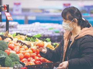 李克强昨主持召开国务院常务会议，确定政府工作报告重点任务分工 尽快推出增值税留抵退税实施方案
