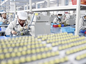 每经专访中国社科院学部委员张晓山：落实乡村振兴战略要调整国民收入分配格局