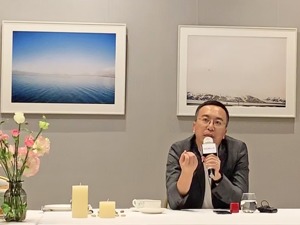 荣耀CEO赵明：高端市场苹果一家独大 迫切需要国产旗舰手机崛起