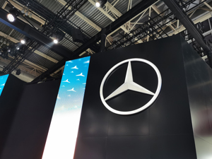 戴姆勒卡车2021年财报出炉：销量同比增两成，息税前利润增超2.8倍