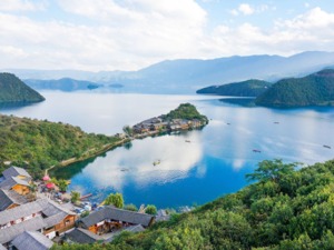 一季度大举增持超2000万股 牛散陈世辉携妻子首度举牌丽江股份