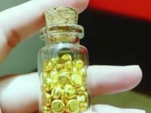 “每月攒一颗”！年轻人迷上了“攒豆豆”，理由五花八门！业内提醒：注意纯度，理性消费