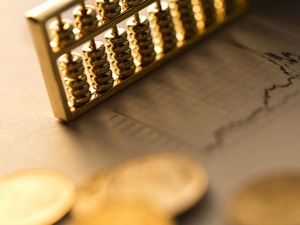 一季度楼市盘点·融资｜房企一季度发债额同比下降43%，一年内到期债务近8000亿元