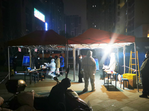 刚刚，上海再处理3名干部！北京本土确诊+3，一地升为高风险！多个传播谣言群组被封停，个人账号受处罚
