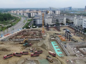 施工防疫两不误 成都郫都区有序推进重点项目建设