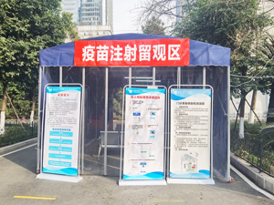 本土新增“3238+21582”，上海最新通告：在风险人群中发现的阳性感染者比例在下降 ，对重症患者实行“一人一方案”诊疗