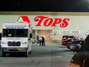 美国两天三起枪击事件，至少13人死亡，拜登发声！纽约超市枪击案嫌疑人系有计划作案，挑非裔最集中的地方攻击