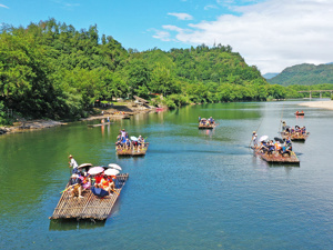 文旅部发文恢复旅游专列业务经营 业内：暑期旅游市场复苏可期