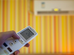 旺季叠加高温天气  空调厂商纷纷加码排产与仓储库存应对