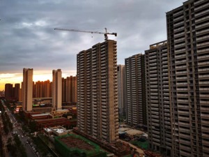 西安楼市出台强化监管政策: 监管资金被挪用，银行负责追回