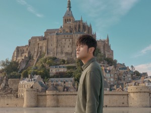 不到一天吸金1.27亿！周杰伦新专辑评价褒贬不一  “好听”“难听”同登热搜