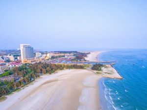 “旅游胜地”突遇疫情，5天超450人感染！2000多游客滞留，有民宿退了10余万预订款