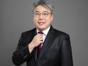 专访中财绿指首席顾问施懿宸教授：全国碳市场应体现更全面的市场化机制