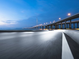 新技术浪潮驱动产业变革 赛道玩家探索新盈利模式 每经主办2022美好出行MaaS沙龙，行业大咖激辩“智能”新出行发展机遇