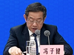 聚集性疫情地区老人感染情况如何？中华预防医学会答每经问：老年人感染发生严重临床后果风险显著高于青壮年，须抓紧推进疫苗接种