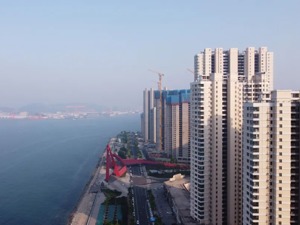 “坑跌”的海景房