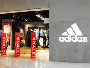 大中华区Q2收入下降35%，连续5个季度负增长！阿迪达斯CEO：“中国市场会归来”