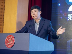 宁德时代首席制造官倪军：中国智能制造尚处起步阶段，需高度重视基础工业