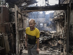 最新！俄军打击多地乌军弹药库和燃料库；乌军总司令：俄军每天对乌炮击七八百轮；德国能源巨头上半年亏损120余亿欧元