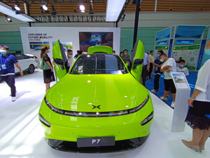 小鹏汽车二季度营收同比增长97.7% 何小鹏：明年B级新车将对标Model Y
