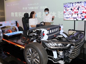 每经热评｜自动驾驶“加速走来” 技术层面仍存四大问题