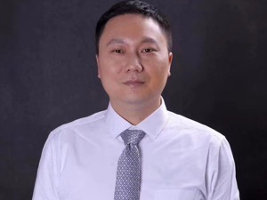 第十二届价值地产年会行业高端访谈 | 保利发展吴定金：市场恢复还需政策维持，行业信心提升最重要