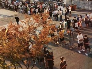 重庆中心城区首次全员核酸设3878个采样点 “橙色弹窗”保障“应检尽检”
