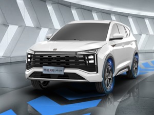 9.98万元起！思皓X8 PLUS开启预售，瞄准“多人口大家庭”出行市场