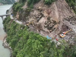 战疫一线丨四川路桥：落实闭环管理，确保生产经营 全力投入地震灾区道路抢通保通