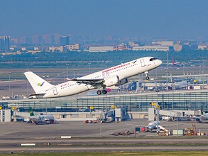 国产大飞机C919预计将于年内交付 业内：售价和服务响应能力是两大优势