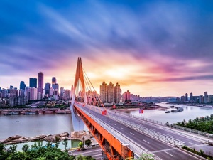 从“追赶”到“领跑”——流动的中国，加速迈向交通强国