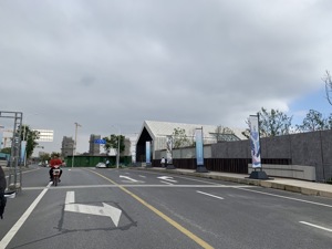 精装降标？上海单价7万+新盘刚交首付就遇纠纷，业主开发商各执一词