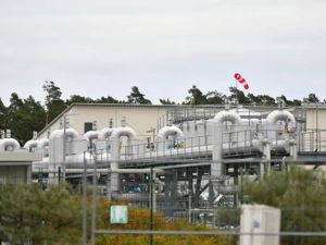 扛不住了？“断气”3周后，德国天然气供应商重新开始预定“北溪-1”天然气！想要更多气，普京给欧盟出了个主意......
