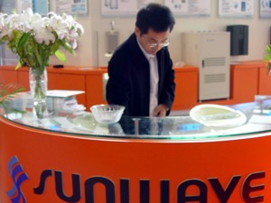 三维通信股价坐上“过山车” 实控人高位减持引关注