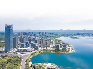 非凡十年·成都实践 ｜ 从“首提地”到“示范区” 探索超大城市转型发展新路径