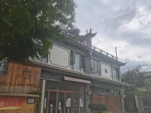 日均游客量超5万，这座著名景区旁，有商铺竟打六折起拍，为什么？