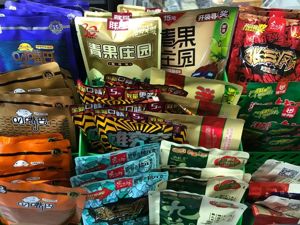 唾手可得还让人上瘾，如何监管一颗槟榔？
